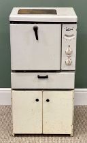 BABY BELLING VINTAGE COOKER (for decorative / display purposes only), 91 (h) x 70 (w) x 90cms (d)
