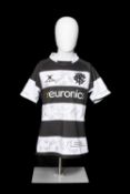 RUGBY UNION CLUB HOUSE: SIGNED BARBARIANS BLOOD JERSEY FROM BARBARIANS V WALES, 4TH NOVEMBER 2023 AT