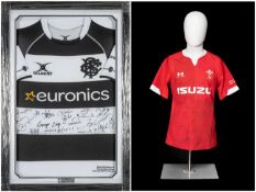 RUGBY UNION CLUB HOUSE: SIGNED BARBARIANS BLOOD JERSEY FROM BARBARIANS V WALES, 30TH NOVEMBER 2019