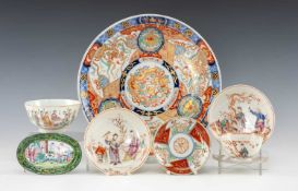 GROUP OF EAST ASIAN PORCELAIN, including Chinese famille rose tea bowl and saucer, similar saucer,
