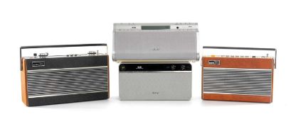 ROBERTS RP26-B TRANSISTOR RADIO, two boxed Sony DAB digital radios, and a Roberts R900 radio (4)