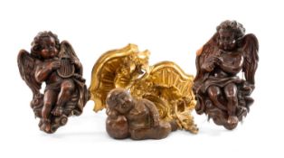 PAIR OF FLORENTINE CARVED GILTWOOD WALL BRACKETS, 20.5 (w) x 23cms (l); together with a pair of