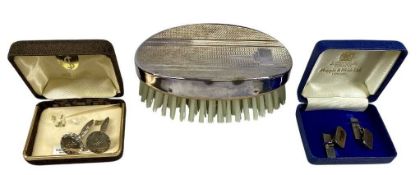 SILVER-BACKED HAIRBRUSH, and two pairs of silver cufflinks Provenance: private collection Gwynedd
