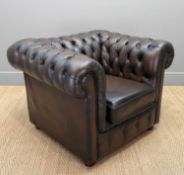 CONTEMPORARY BUTTONED CHESTERFIELD CLUB CHAIR, dark brown / smoke hide upholstery, 103 x 186cms