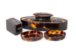 LADIE'S FAUX TORTOISESHELL DRESSING TABLE SET, maker H*&C., each inset with yellow metal 'M' for the