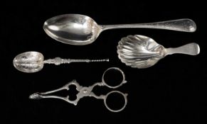 COLLECTABLE SILVER SPOONS, including George IV Irish caddy spoon, Victoria engraved teaspoon with
