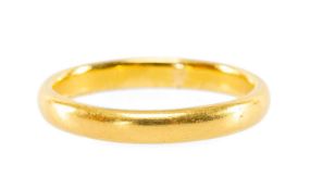 22CT GOLD WEDDING BAND, ring size N, approx. wt. 3.5g Provenance: private collection Glamorgan