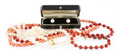 RED CORAL & 14CT GOLD BEAD NECKLACE, 41.5cms (l); a matching bracelet, 18cms (l); a cultured pearl