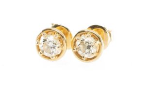 PAIR OF DIAMOND EAR STUDS, the brilliant-cut stones approx. 0.25cts, colour estimated as K/L,