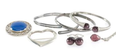 TI SENTO CONTEMPORARY STERLING SILVER SUITE, comprising torc bangle with faceted amethyst terminals,