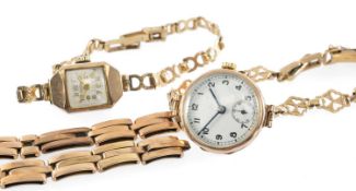 VINTAGE LADIES' 9CT GOLD BRACELET WRISTWATCH, 18mms circular dial, the movement signed 'Swan', on