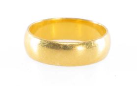 22CT GOLD WEDDING RING, Birmingham 1970, size R, 7.1g Provenance: private collection Flintshire
