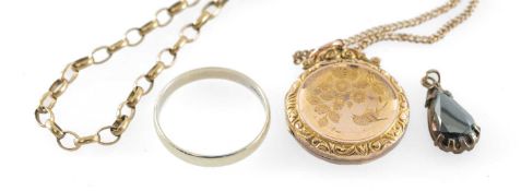 9CT WHITE GOLD WEDDING RING, size S, 1.6g; a length of 9ct gold chain, 2.7g; an obsidian pear shaped