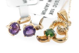 9CT GOLD ALEXANDRITE & DIOPSIDE PENDANT NECKLACE, the alexandrite of 0.07cts, the pendant with bail,