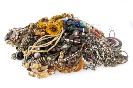 ASSORTED COSTUME JEWELLERY NECKLACES, approx. 140 Provenance: private collection Glamorgan