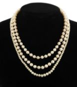 CULTURED PEARL NECKLACE, single strand uniform pearls of approx. 5mms (diam.), united by a 9ct