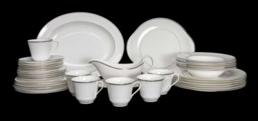 ROYAL DOULTON SIGNET PATTERNED CHINA DINNER SERVICE Provenance: private collection Flintshire