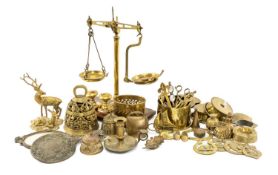ASSORTED METALWARE, including pair of 19th century brass scales on mahogany base, various brass