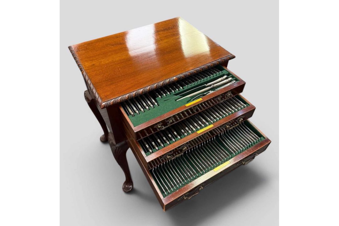 GEORGE VI SILVER 'DUBARRY' PATTERN TABLE SERVICE, John Sanderson & Son, Sheffield 1947/8, 151pc - Image 1 of 10