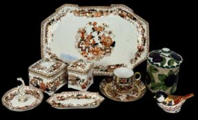 ASSORTED CERAMICS, including a Wemyss purple plum design preserve jar and cover, 11cms (h)
