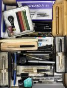 COLLECTION OF VINTAGE PENS, including Parker 51 fountain pens, some boxed Provenance: private