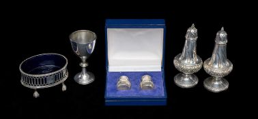 SILVER COLLECTABLES, including a pair of baluster-form pepperettes, small salt and pepper pots, oval