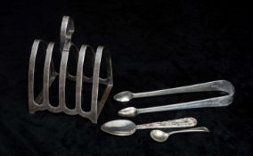 SILVER COLLECTABLES, to include George V silver four-division toast rack, Lee & Wigfull, Sheffield