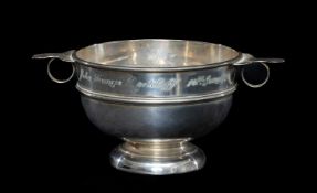 GEORGE V CIRCULAR SILVER FOOTED BOWL with ring handles, London 1916, 8.5 (h) x 12cms (diam.), 7ozt