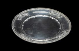 ROBERT WALLACE & SONS AMERICAN CIRCULAR SILVER DISH having a border and rim with raised design,