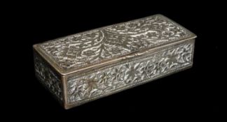 ANGLO-INDIAN KASHMIR ROSETTE PATTERN WHITE METAL SNUFFBOX, approx. 2 (h) x 8 (w) x 3.5cms (d), 2.