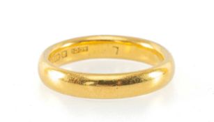 22CT GOLD WEDDING BAND, ring size O, 7.1g Provenance: private collection Pembrokeshire Comments: