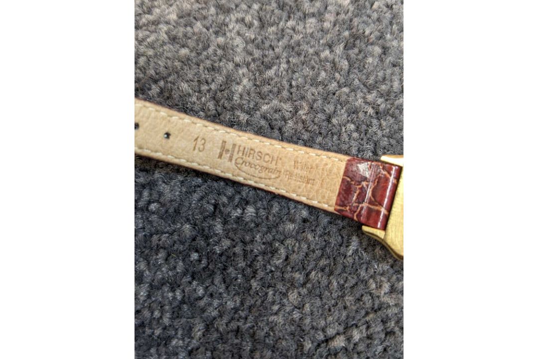 RARE LADIES' 18CT GOLD CARTIER SANTOS DUMONT WRISTWATCH, c. 1990, Ref. 9606, Cal.21 17J manual- - Image 10 of 15