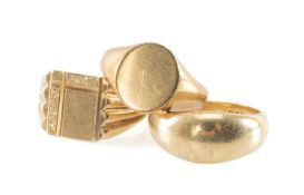 THREE 9CT GOLD RINGS, comprising two plain and one with fluted shoulders, 23.5g gross (3)