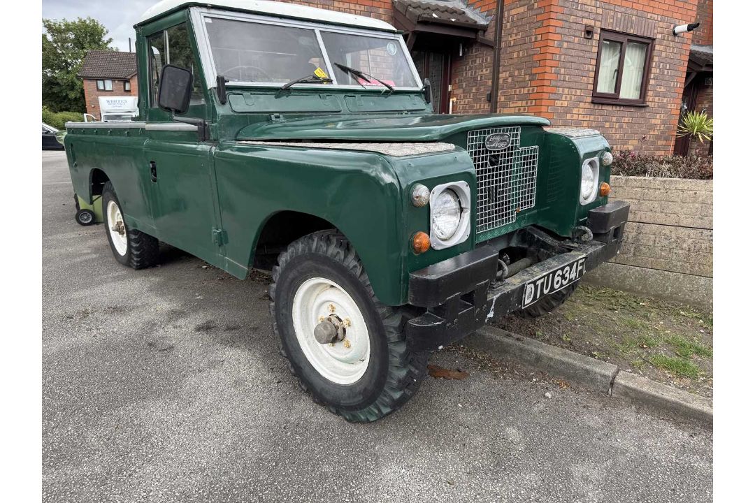 LAND ROVER 1968, DTU 634F, colour green and with contents Collection in situ from address in - Image 1 of 11