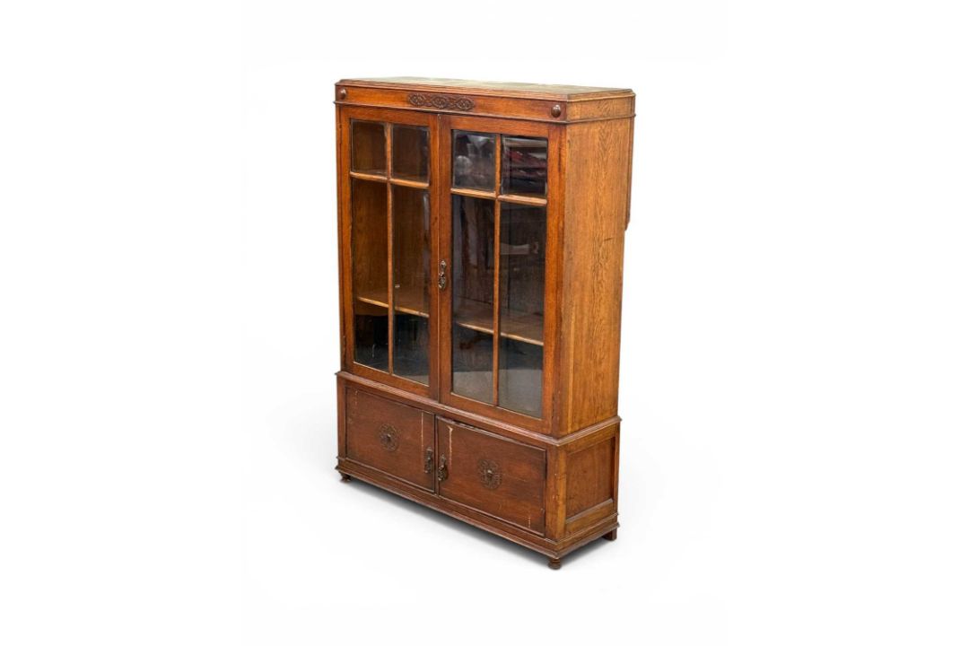 EDWARDIAN OAK BOOKCASE CUPBOARD, with twin glazed doors and base cupboard doors, 144 (h) x 103 (w) x - Image 1 of 5