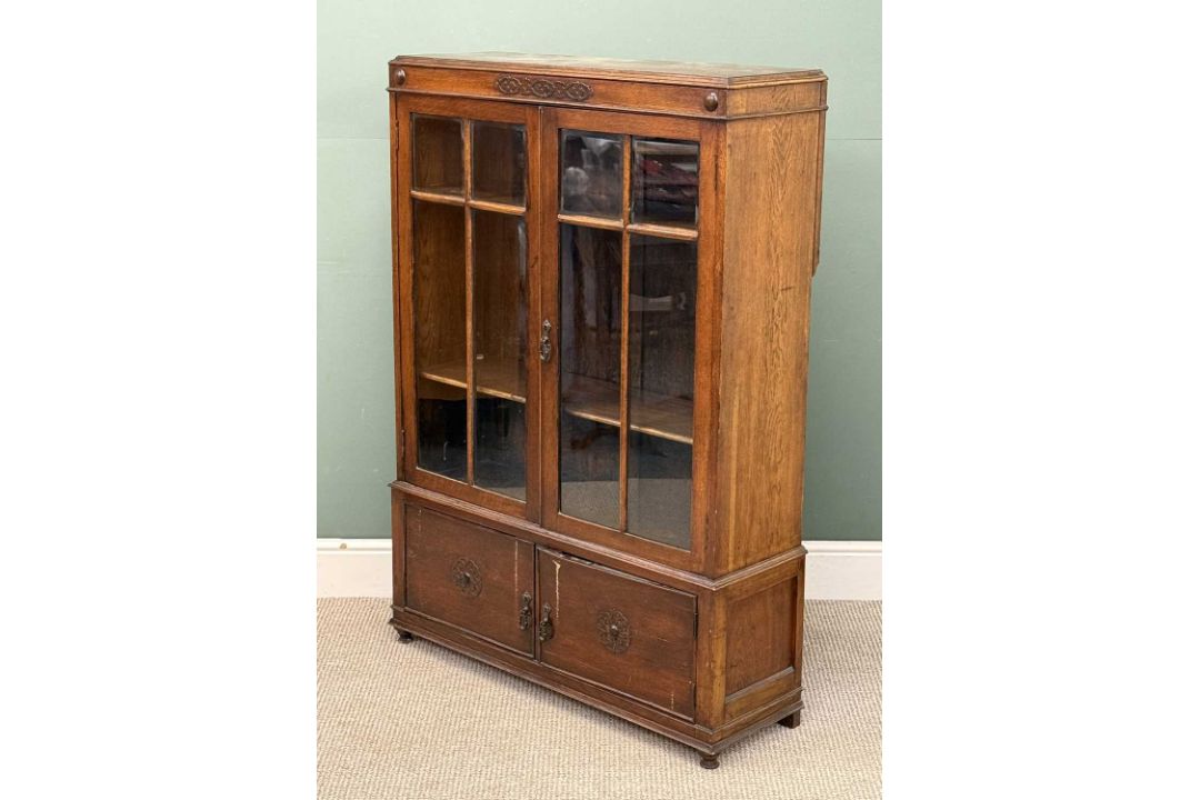 EDWARDIAN OAK BOOKCASE CUPBOARD, with twin glazed doors and base cupboard doors, 144 (h) x 103 (w) x - Image 2 of 5