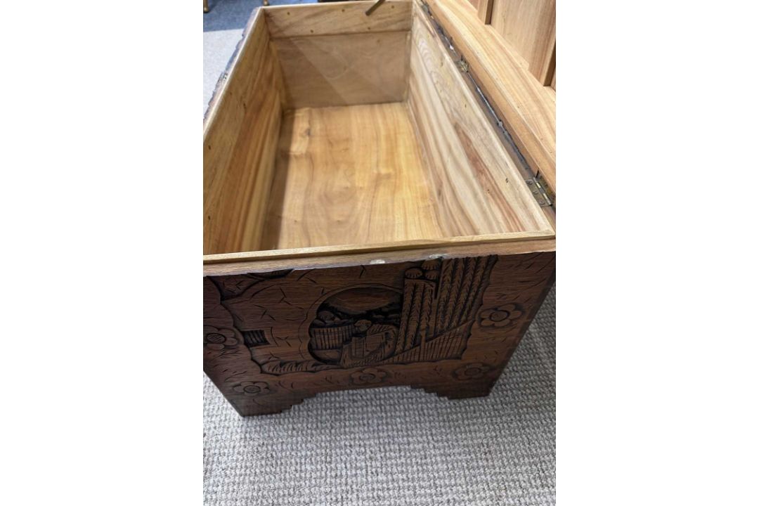 GOOD CHINESE CARVED CAMPHOR WOOD CHEST, 51 (h) x 94 (w) x 46cms (d) Provenance: private collection - Image 4 of 6