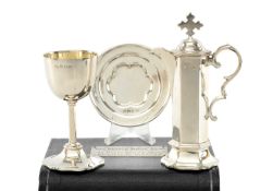 CASED GEORGE V SILVER THREE-PIECE TRAVELLING COMMUNION SET, David Landsborough Fullerton, London