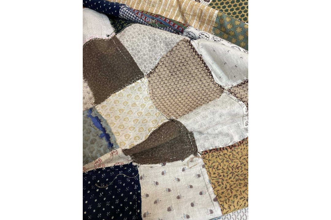 ANTIQUE WELSH PATCHWORK COVERLET, or quilt face, from the family of the artist Carey Morris (1882- - Image 7 of 15
