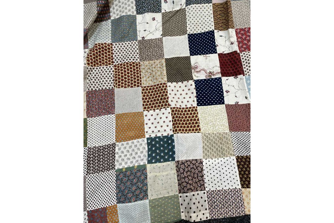 ANTIQUE WELSH PATCHWORK COVERLET, or quilt face, from the family of the artist Carey Morris (1882- - Image 12 of 15