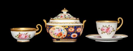 SWANSEA PORCELAIN SUCRIER & FRENCH FLUTED TRIO circa 1815-1818, sucrier & cover decorated with set