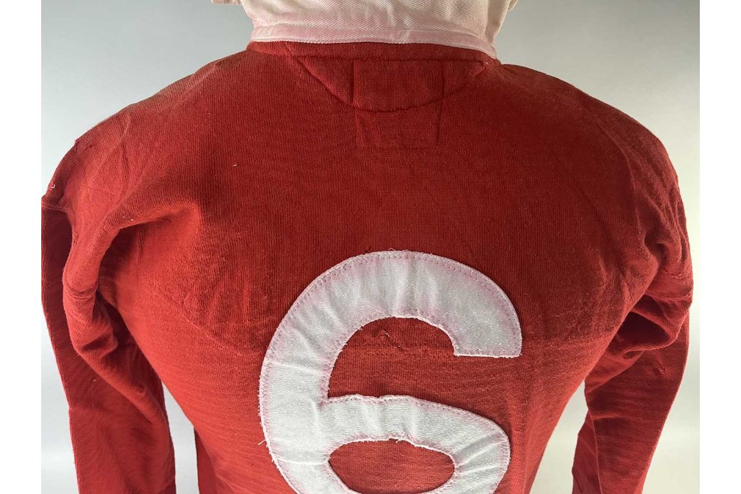 A VICTORIOUS 1972 LLANELLI RUGBY UNION JERSEY FAMOUSLY MATCH-WORN BY TOMMY DAVID VERSUS NEW - Image 8 of 24