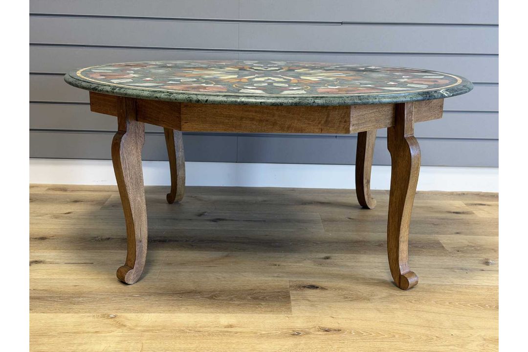 ITALIAN PIETRA DURA MARBLE-TOPPED CIRCULAR TABLE, 20th century, inlaid throughout with lapis - Image 3 of 3