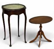 EDWARDIAN MAHOGANY BIJOUTERIE TABLE having circular glass top, lined interior, 75 (h) x 52cms (