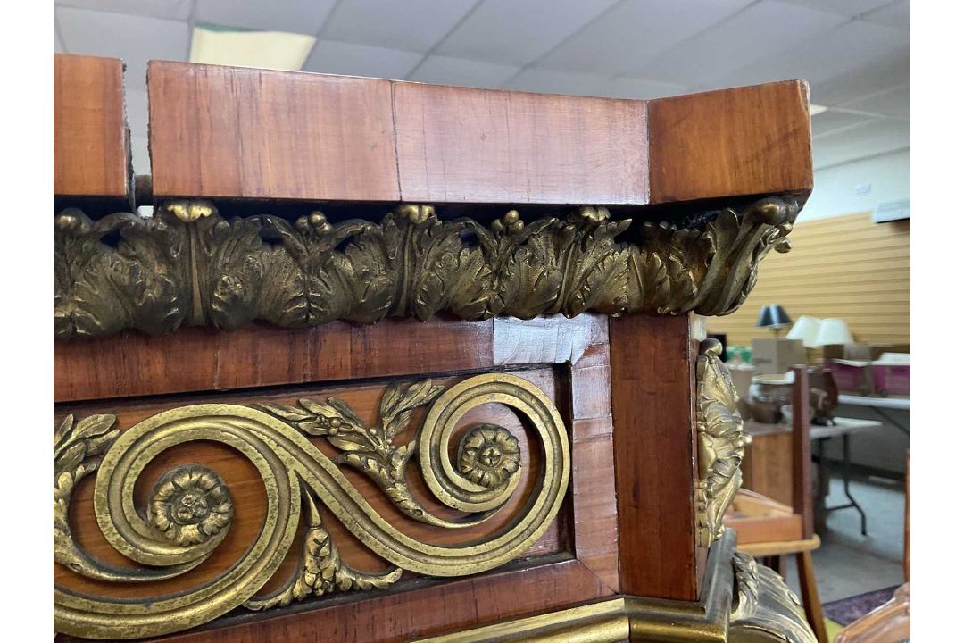 FINE LOUIS XVI STYLE ORMOLU & TULIPWOOD VITRINE BY H. J. HATFIELD & SONS richly decorated with - Image 21 of 26