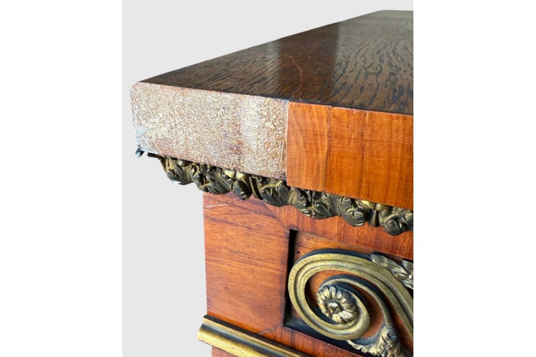 FINE LOUIS XVI STYLE ORMOLU & TULIPWOOD VITRINE BY H. J. HATFIELD & SONS richly decorated with - Image 5 of 26