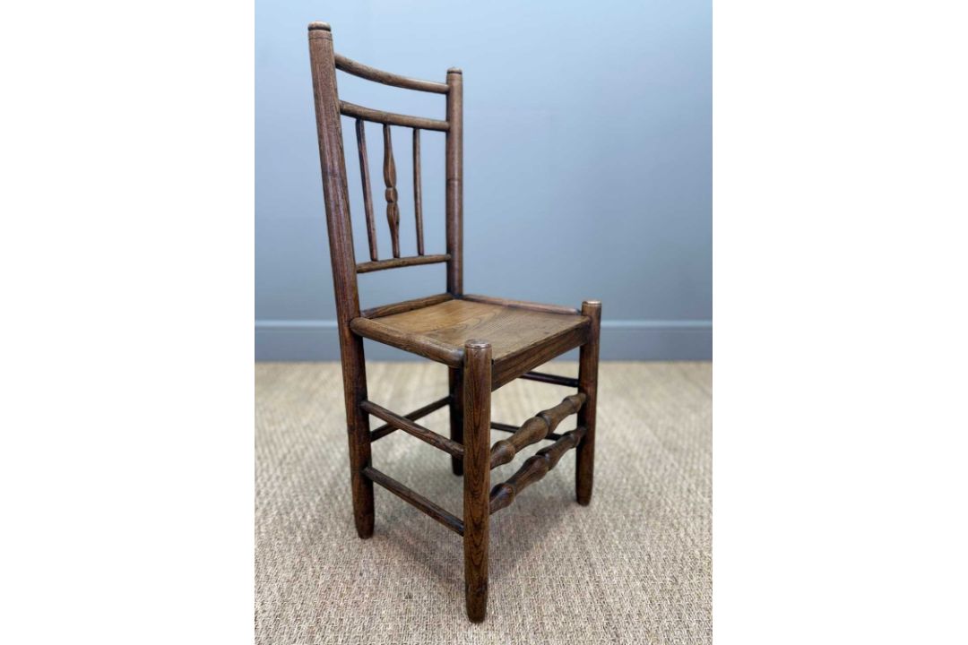 RARE SET OF SIX SHROPSHIRE SPINDLE BACK SIDE CHAIRS, 19th Century, attributed to the Owen family - Image 6 of 12