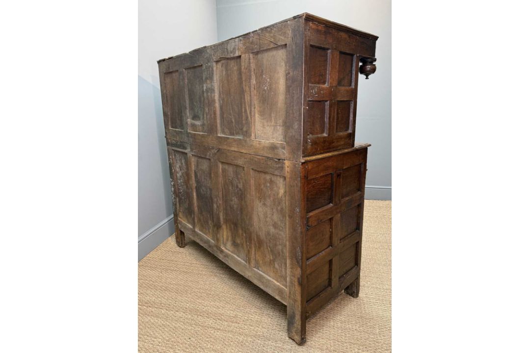 18TH CENTURY WELSH OAK TRIDARN, panel-back canopy top on turned supports, central section of arch - Image 7 of 12
