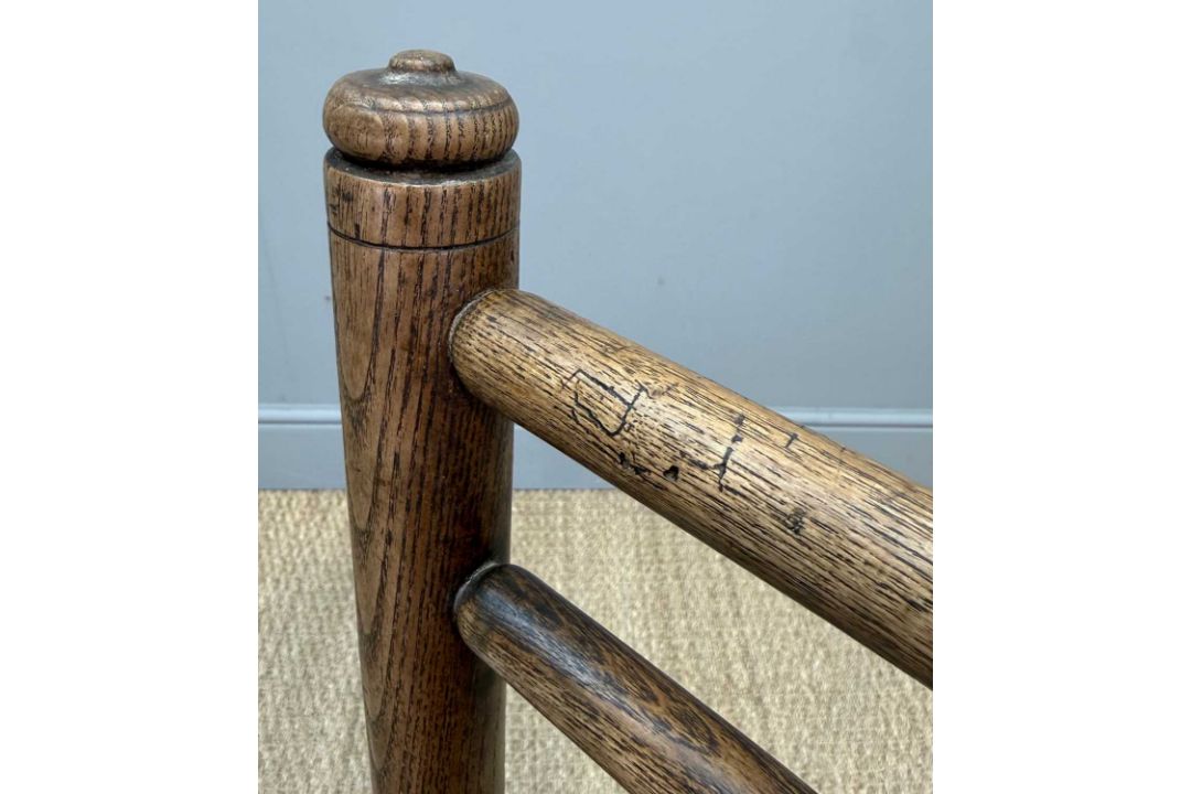 RARE SET OF SIX SHROPSHIRE SPINDLE BACK SIDE CHAIRS, 19th Century, attributed to the Owen family - Image 8 of 12