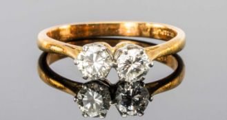 DIAMOND TWO-STONE RING in 18ct gold and platinum, well-matched brilliant-cut stones, approx. K/L